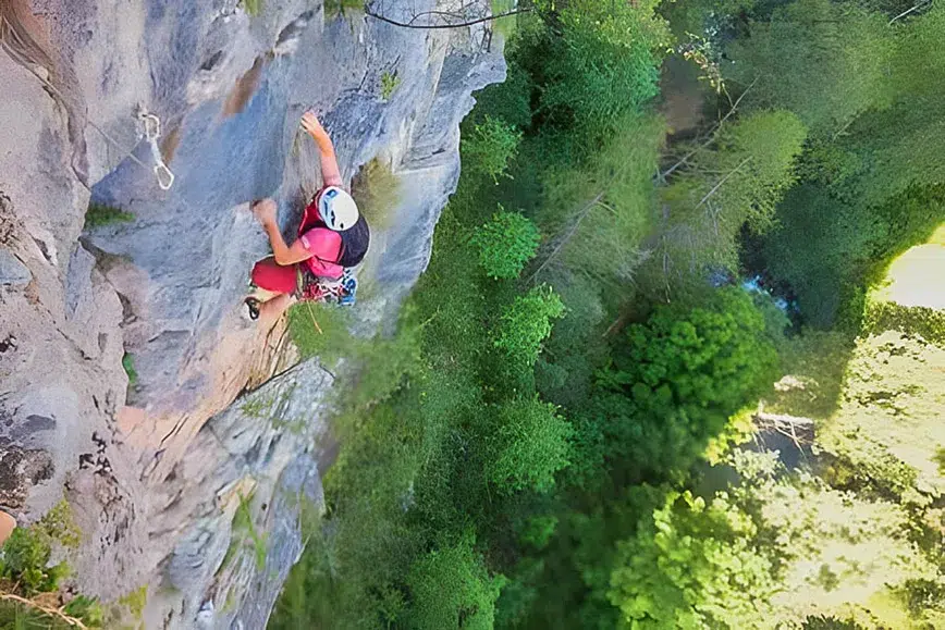 climbing in the lot