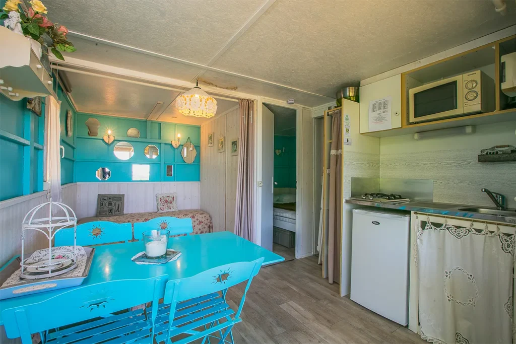 cottage in a campsite in the lot